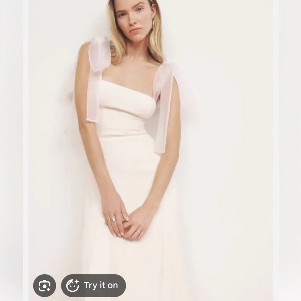 REFORMATION MAXI KAIRO DRESS - Picture 3 of 7